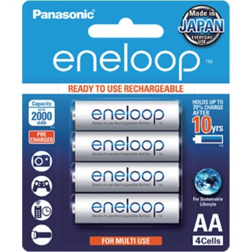רביעיית סוללות AA נטענות תוצרת  Panasonic Eneloop סדרה לבנה